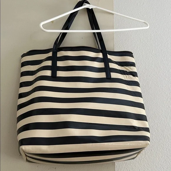 Kate Spade black and Cream Striped large Tote - Picture 3 of 16
